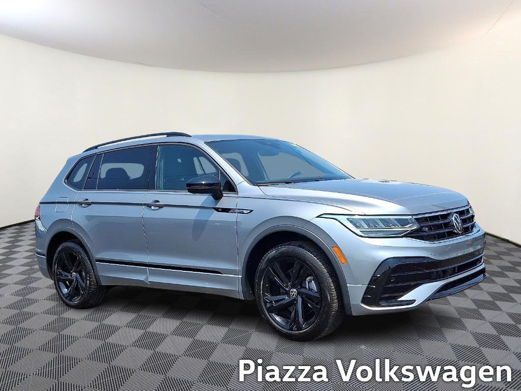 2024 Pyrite Silver Metallic Volkswagen Tiguan