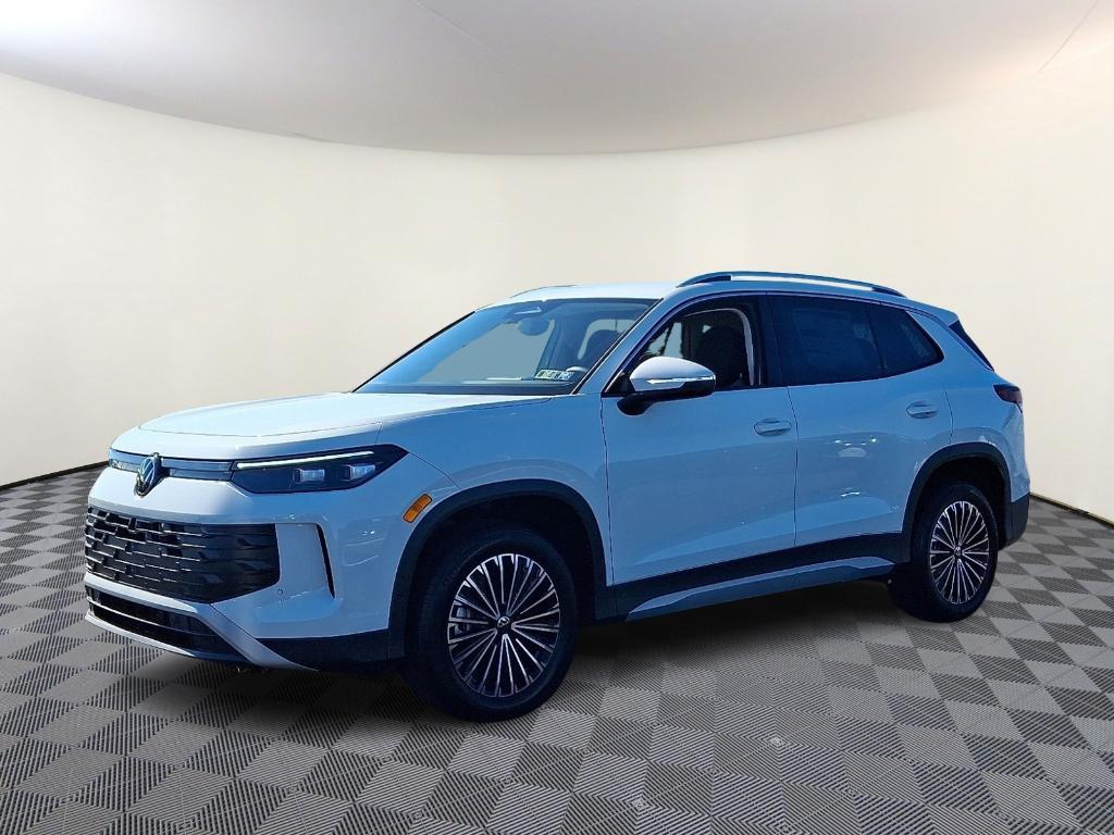 new 2025 Volkswagen Tiguan car, priced at $34,357