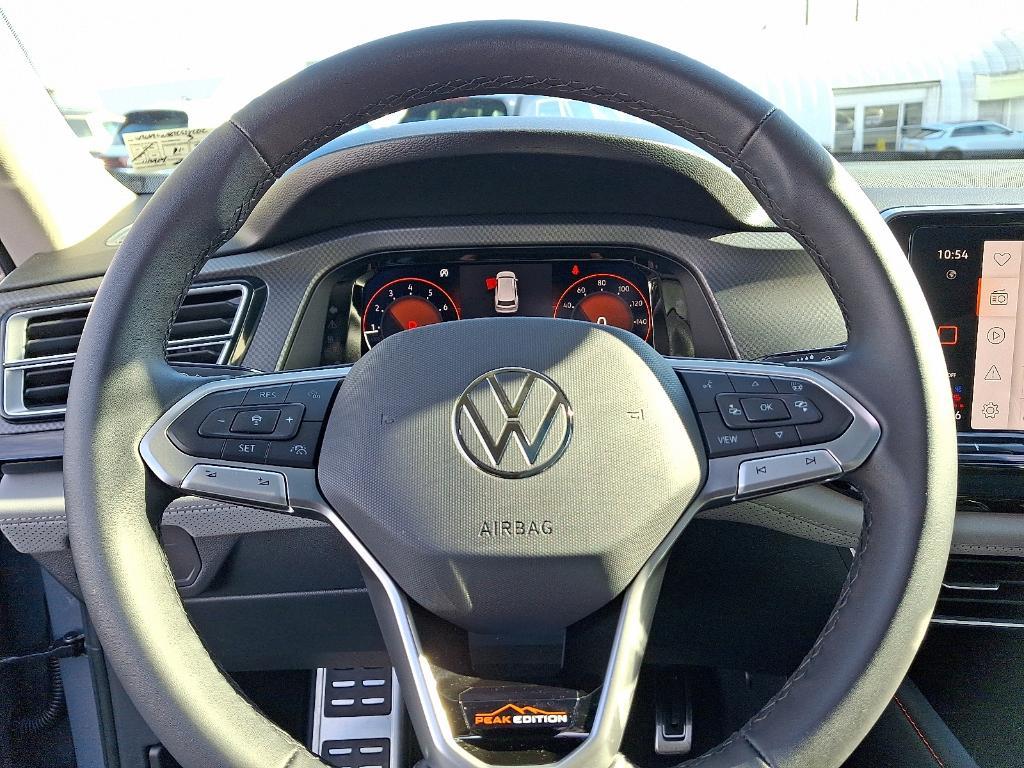 new 2026 Volkswagen Atlas car, priced at $52,003