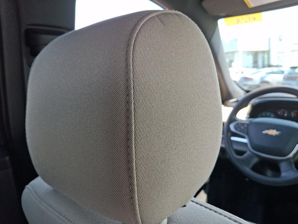 used 2023 Chevrolet Traverse car, priced at $29,489