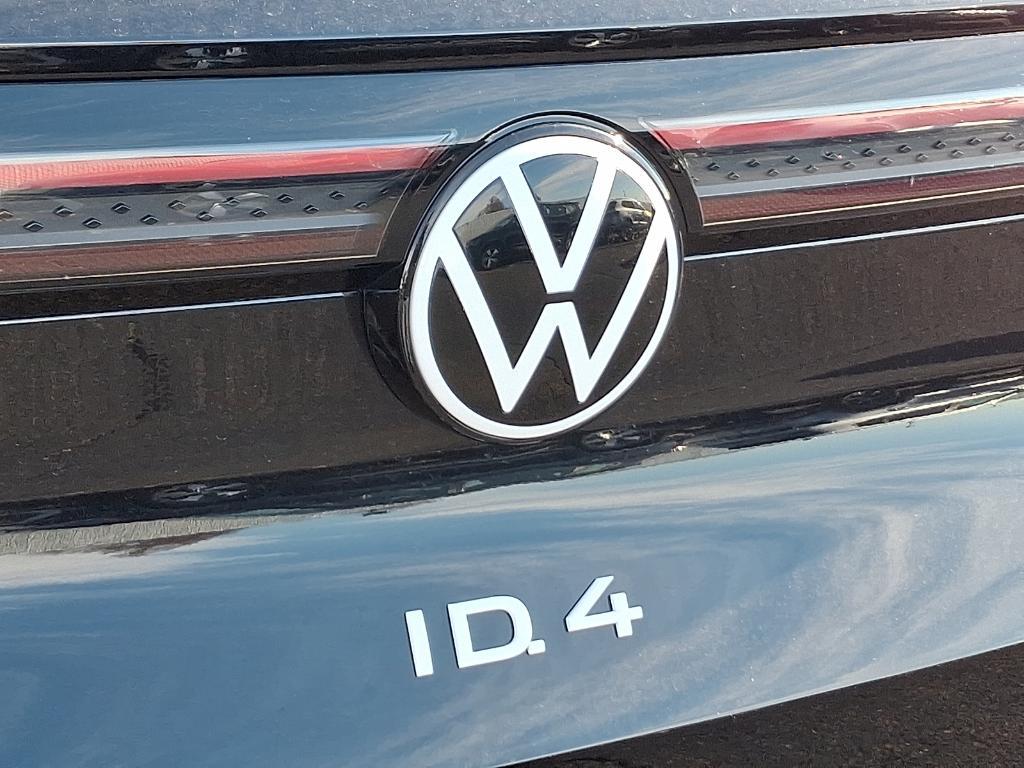 new 2025 Volkswagen ID.4 car, priced at $51,282