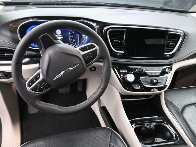 used 2024 Chrysler Pacifica car, priced at $27,791
