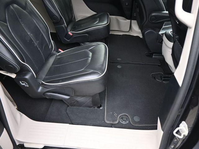 used 2024 Chrysler Pacifica car, priced at $27,791