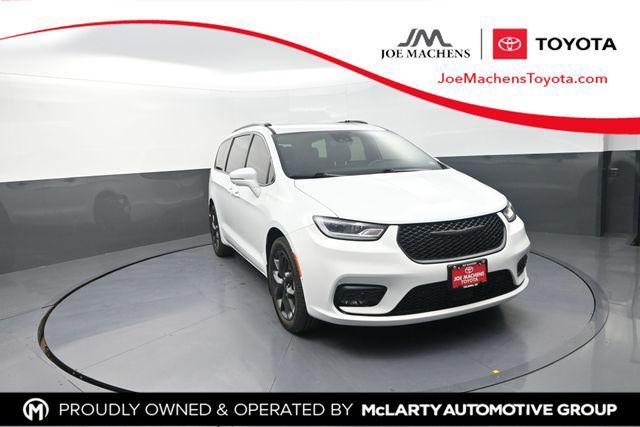 used 2022 Chrysler Pacifica car, priced at $24,878