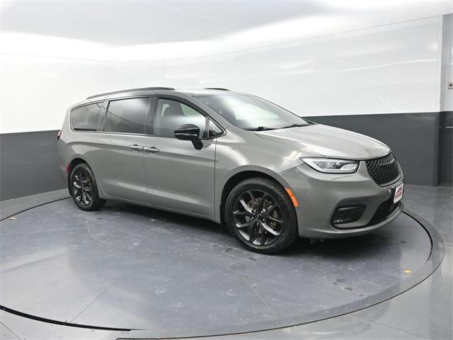 used 2023 Chrysler Pacifica car, priced at $29,991