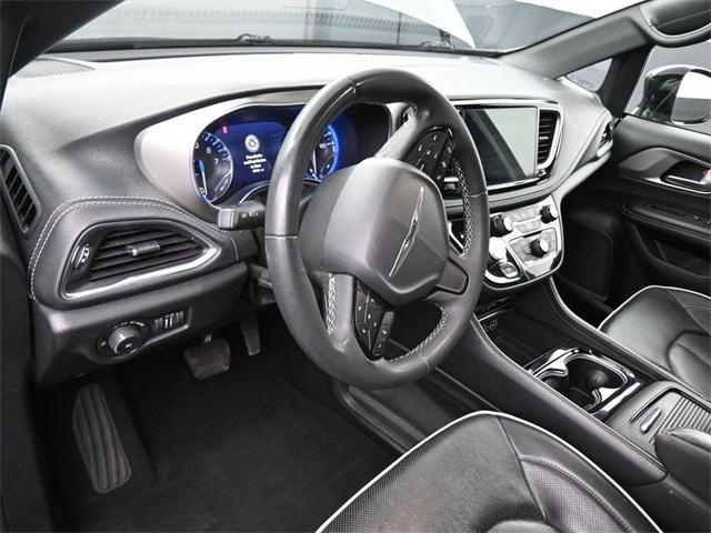 used 2023 Chrysler Pacifica car, priced at $29,991