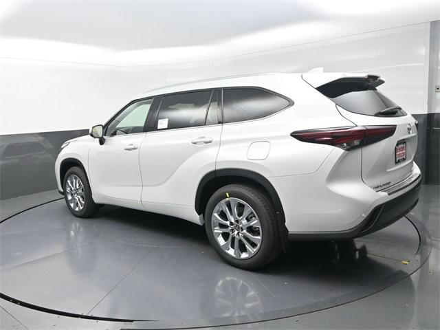 new 2026 Toyota Highlander car, priced at $53,628
