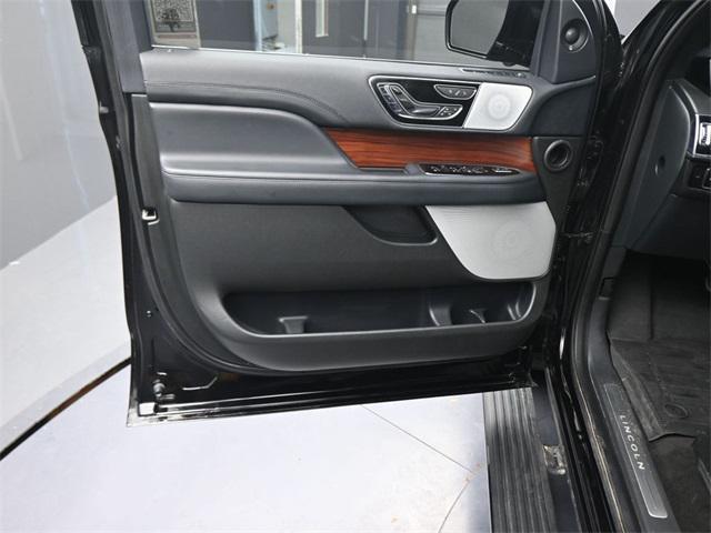 used 2023 Lincoln Navigator car, priced at $59,991