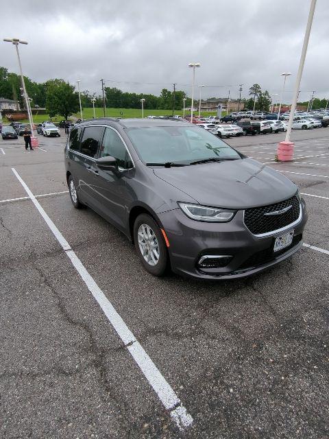 used 2022 Chrysler Pacifica car, priced at $18,878