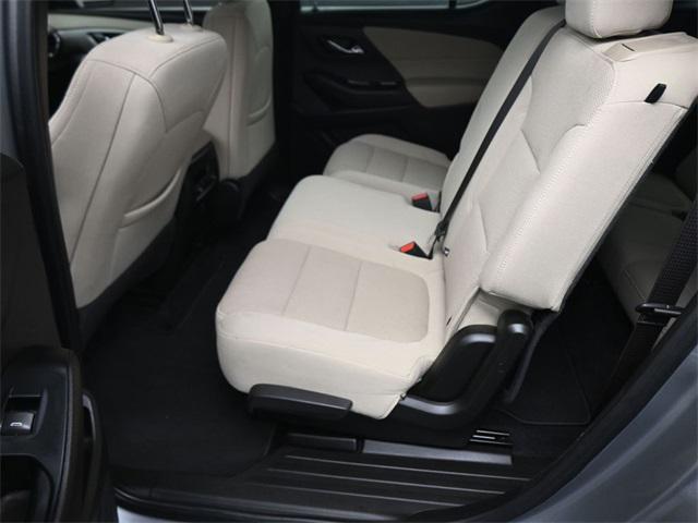 used 2023 Chevrolet Traverse car, priced at $20,091