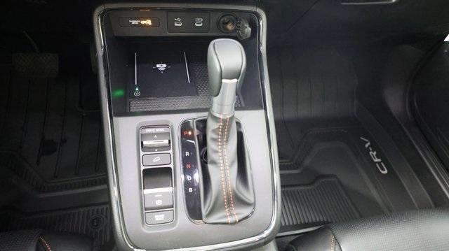 new 2026 Honda CR-V Hybrid car, priced at $41,675