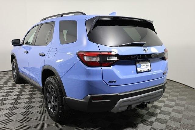 new 2025 Honda Pilot car, priced at $48,848