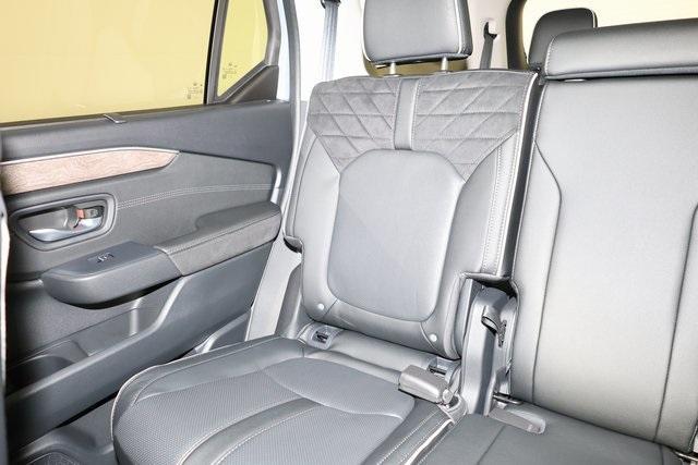 new 2026 Honda Pilot car, priced at $54,845