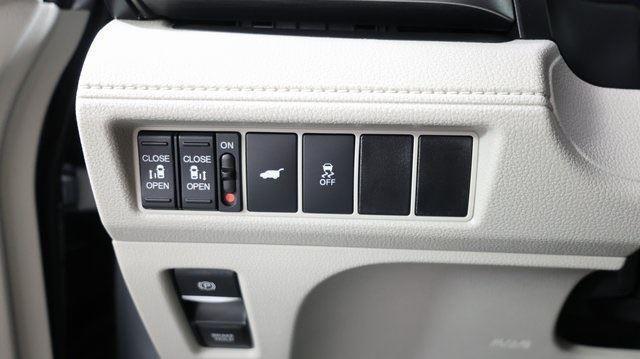 new 2026 Honda Odyssey car, priced at $45,685