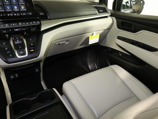 new 2026 Honda Odyssey car, priced at $44,290