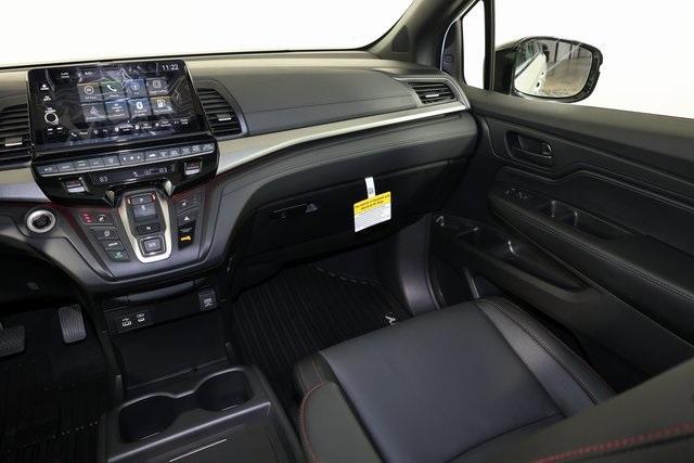 new 2026 Honda Odyssey car, priced at $45,845