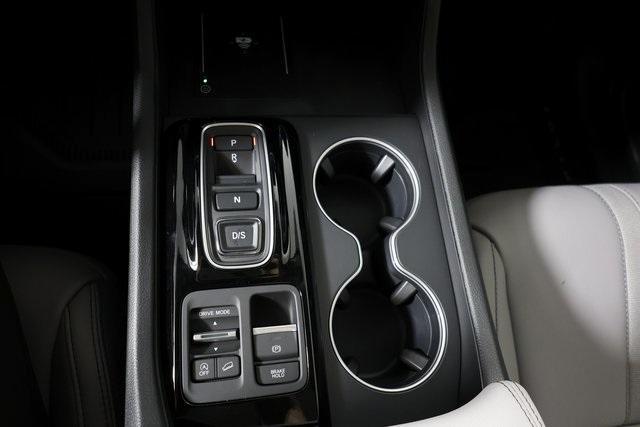 new 2025 Honda Pilot car, priced at $53,295