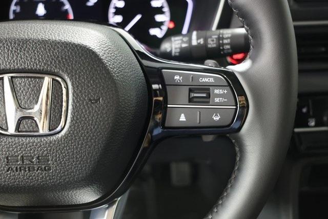 new 2025 Honda Pilot car, priced at $51,550