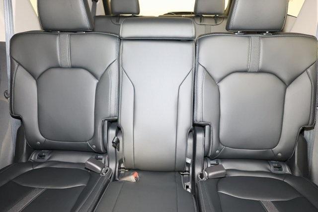 new 2025 Honda Pilot car, priced at $50,950