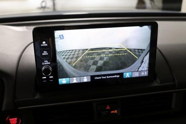 new 2025 Honda Pilot car, priced at $50,950