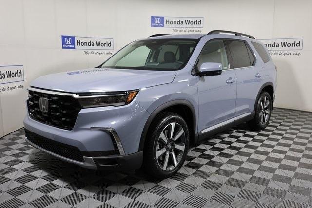 new 2025 Honda Pilot car, priced at $50,950