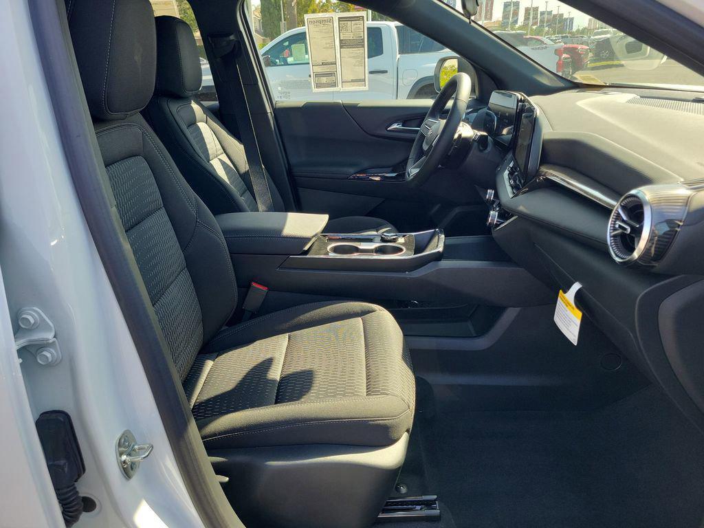 new 2026 Chevrolet Equinox car, priced at $30,795