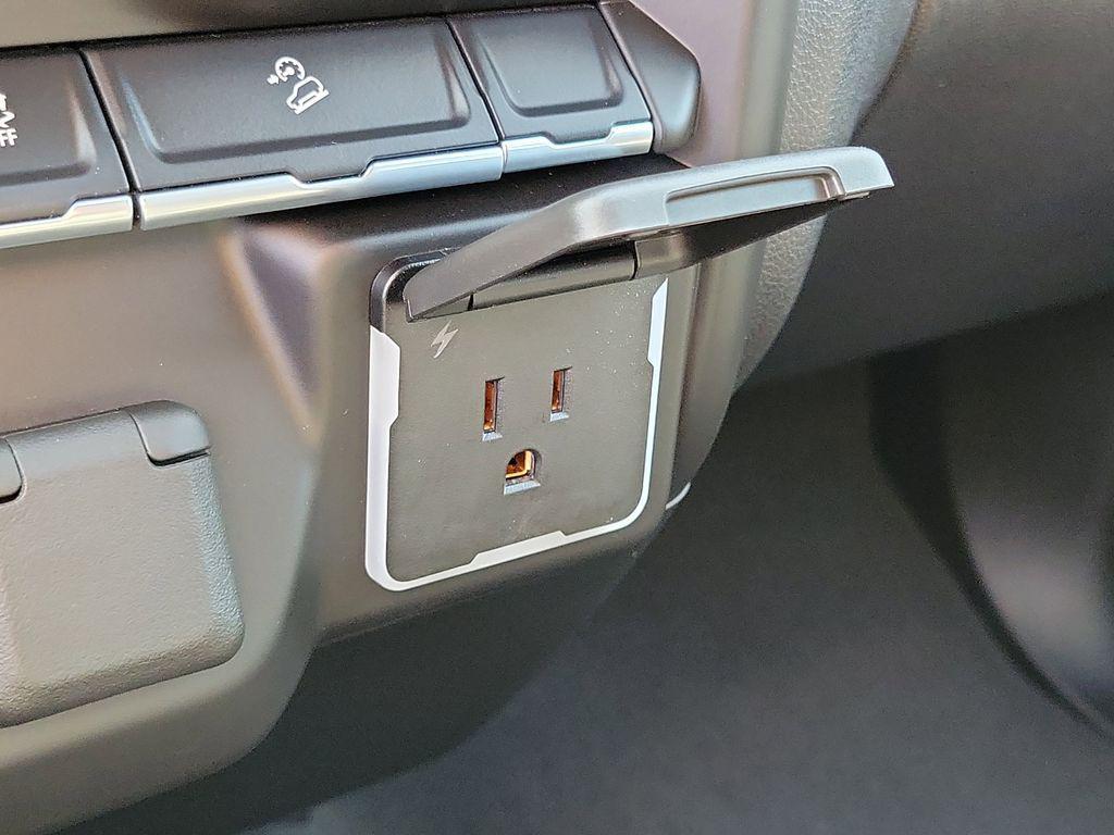 used 2023 Chevrolet Silverado 1500 car, priced at $38,995