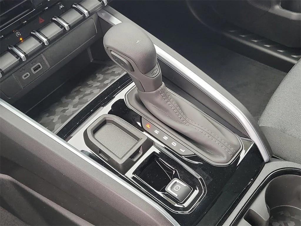 new 2026 Chevrolet Colorado car, priced at $33,745