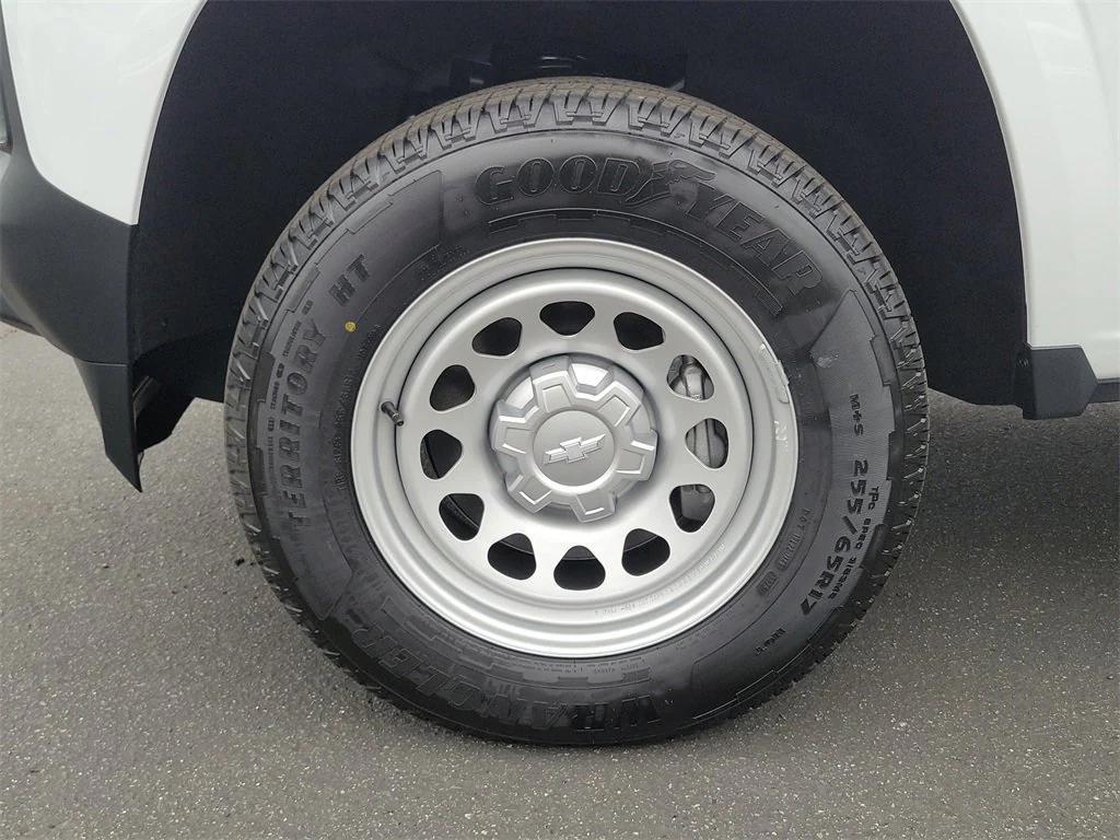 new 2026 Chevrolet Colorado car, priced at $33,745