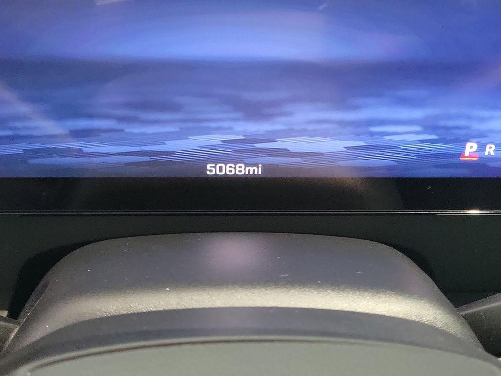 used 2026 Chevrolet Traverse car, priced at $40,999