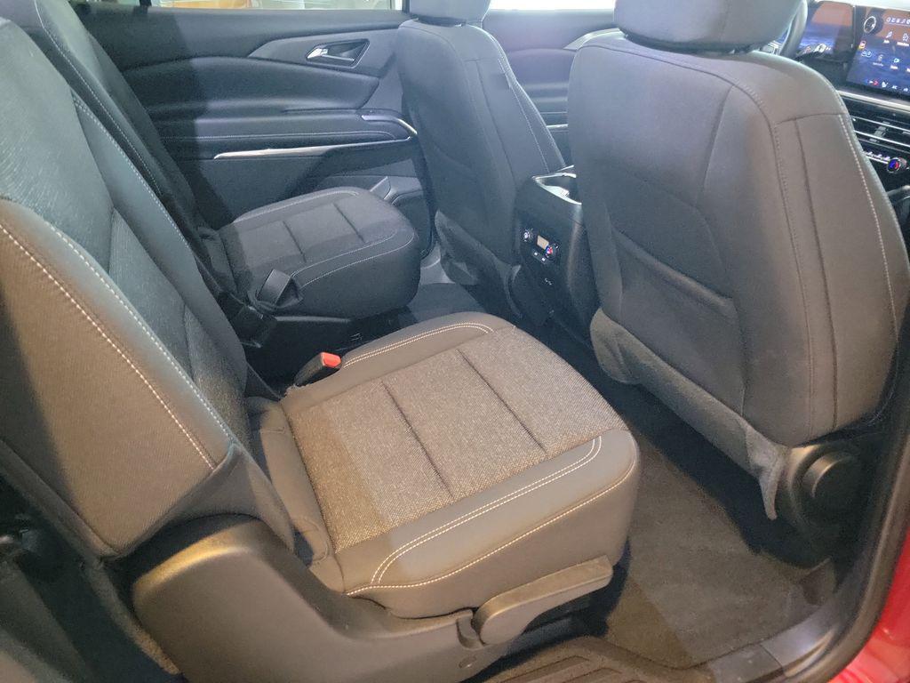 used 2026 Chevrolet Traverse car, priced at $40,999