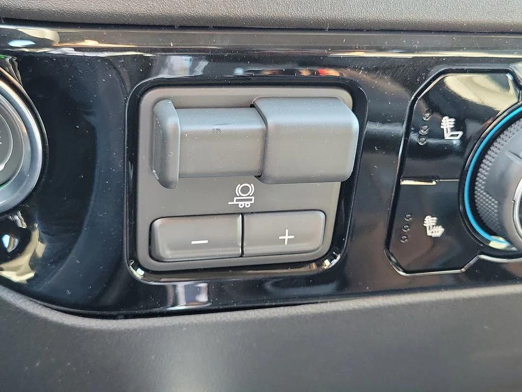 new 2026 Chevrolet Silverado 1500 car, priced at $57,400