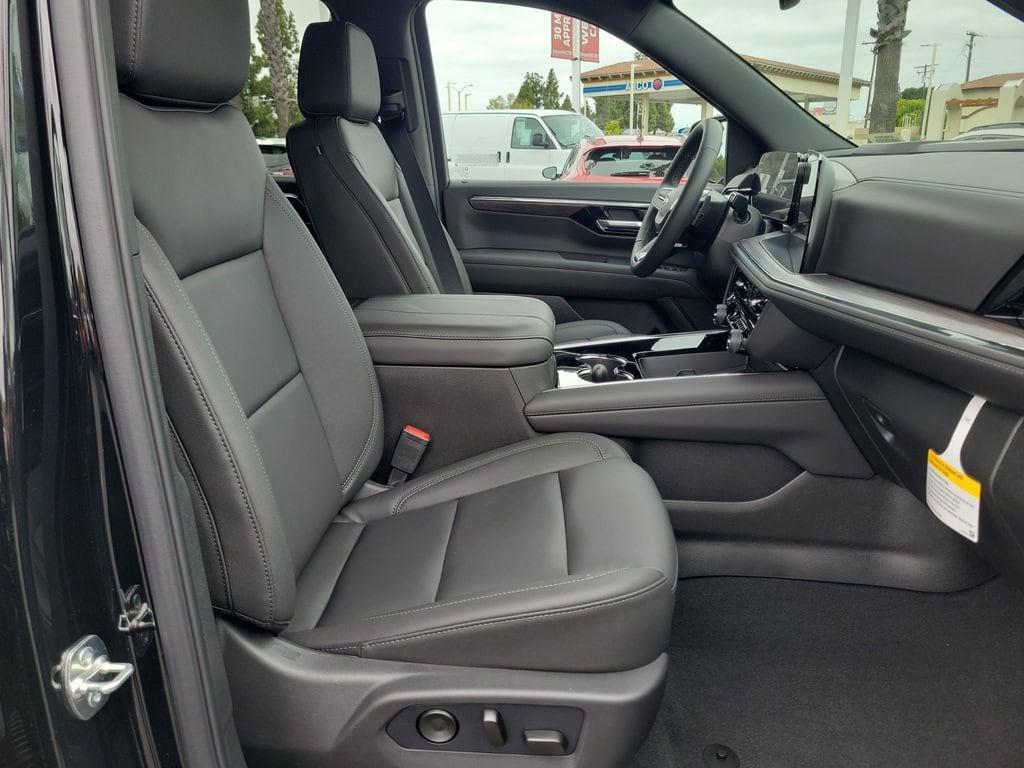 new 2026 Chevrolet Suburban car, priced at $72,205