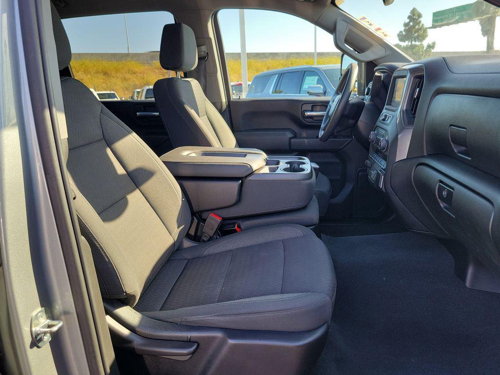 used 2024 Chevrolet Silverado 2500 car, priced at $47,995