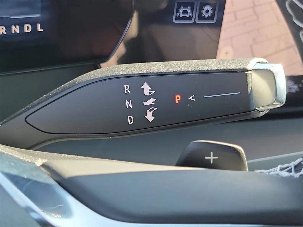 new 2026 Chevrolet Traverse car, priced at $42,820