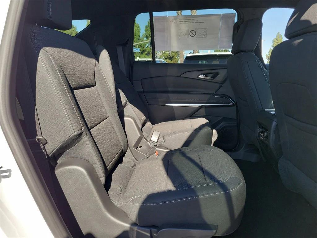 new 2026 Chevrolet Traverse car, priced at $42,820