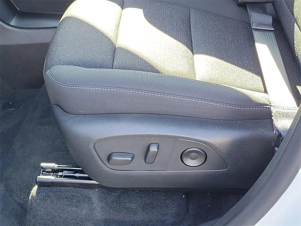 new 2026 Chevrolet Traverse car, priced at $42,820