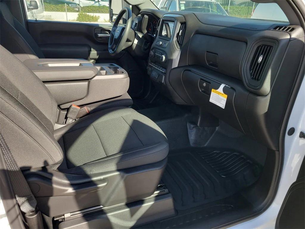 new 2026 Chevrolet Silverado 3500 car, priced at $76,999