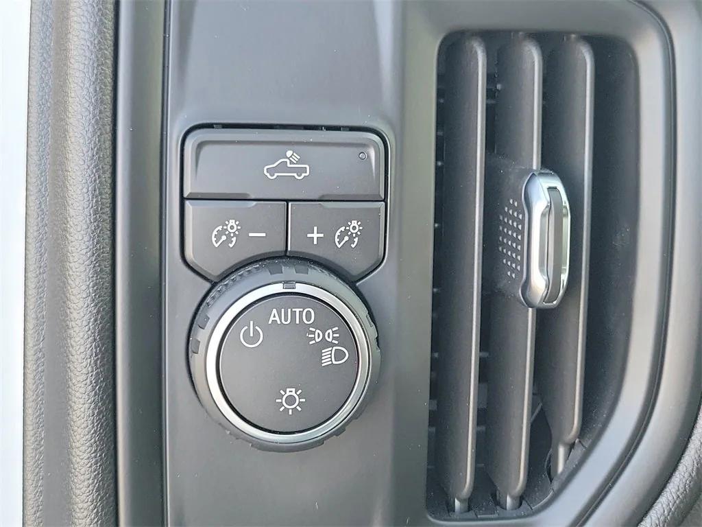 new 2026 Chevrolet Silverado 3500 car, priced at $76,999