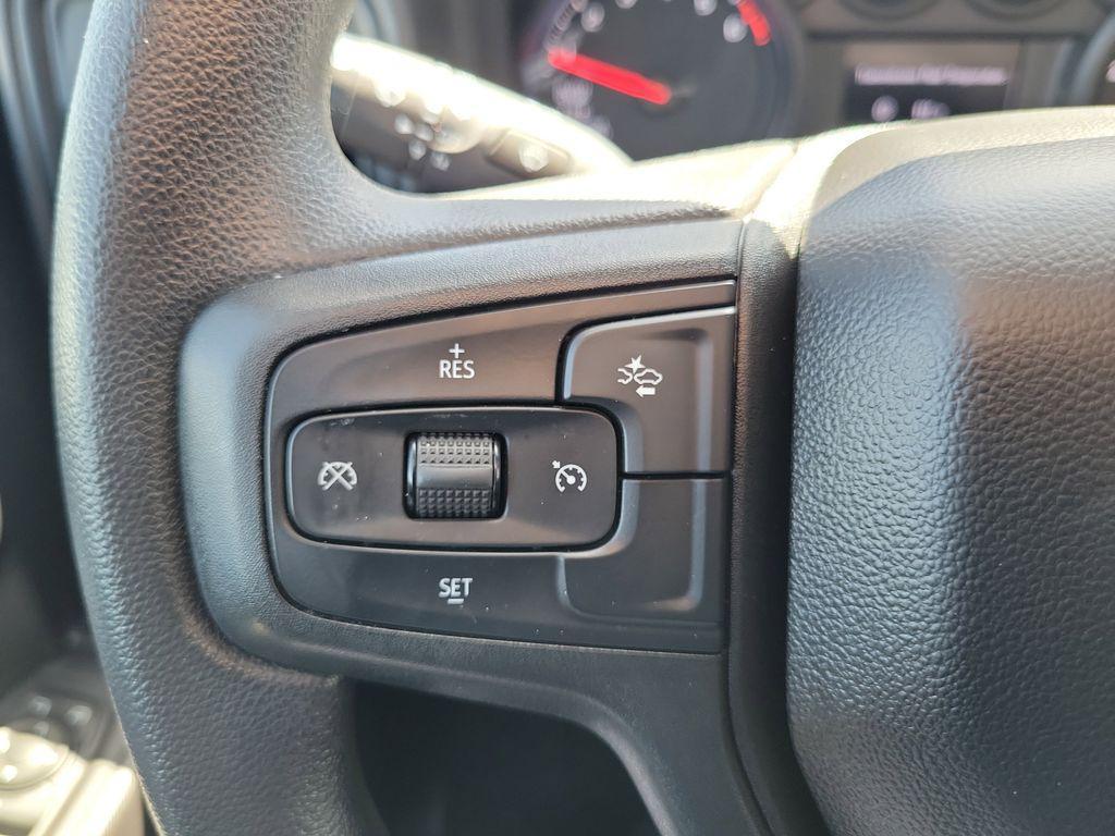used 2024 Chevrolet Silverado 1500 car, priced at $29,995