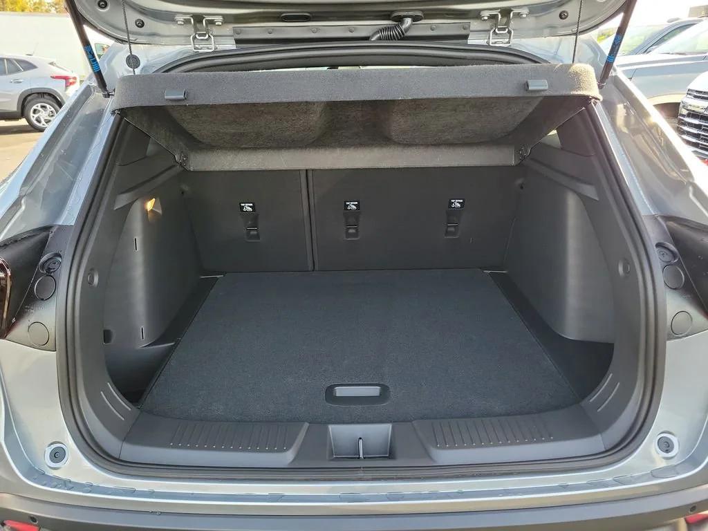 new 2026 Chevrolet Trax car, priced at $27,490