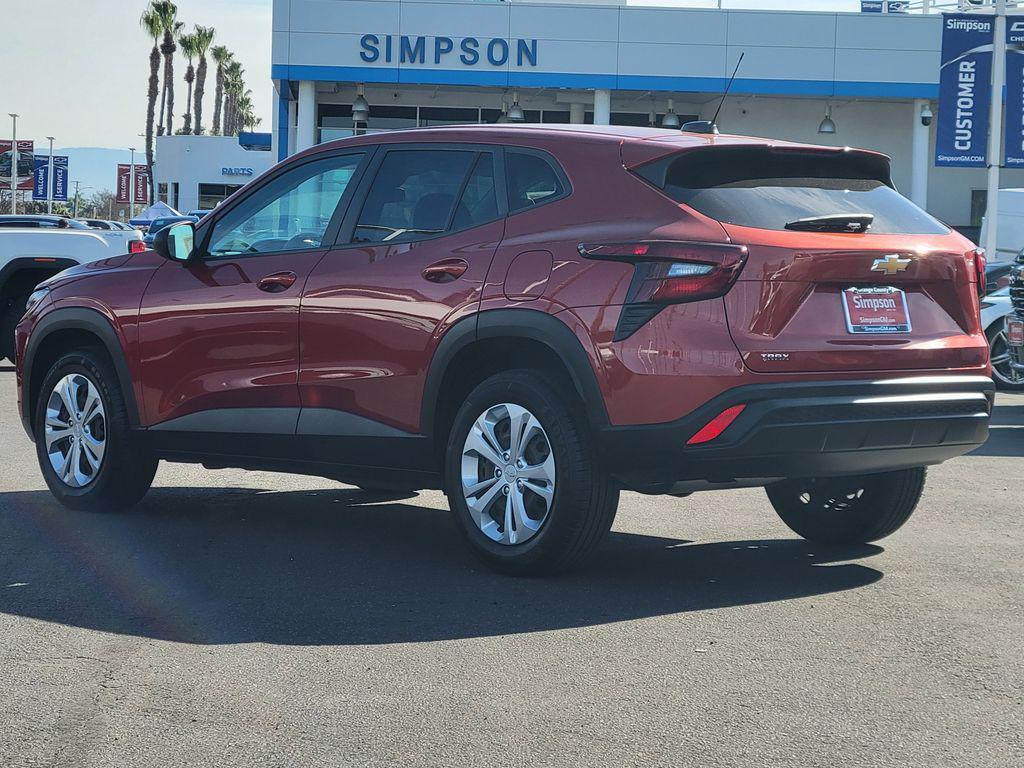 used 2024 Chevrolet Trax car, priced at $18,995