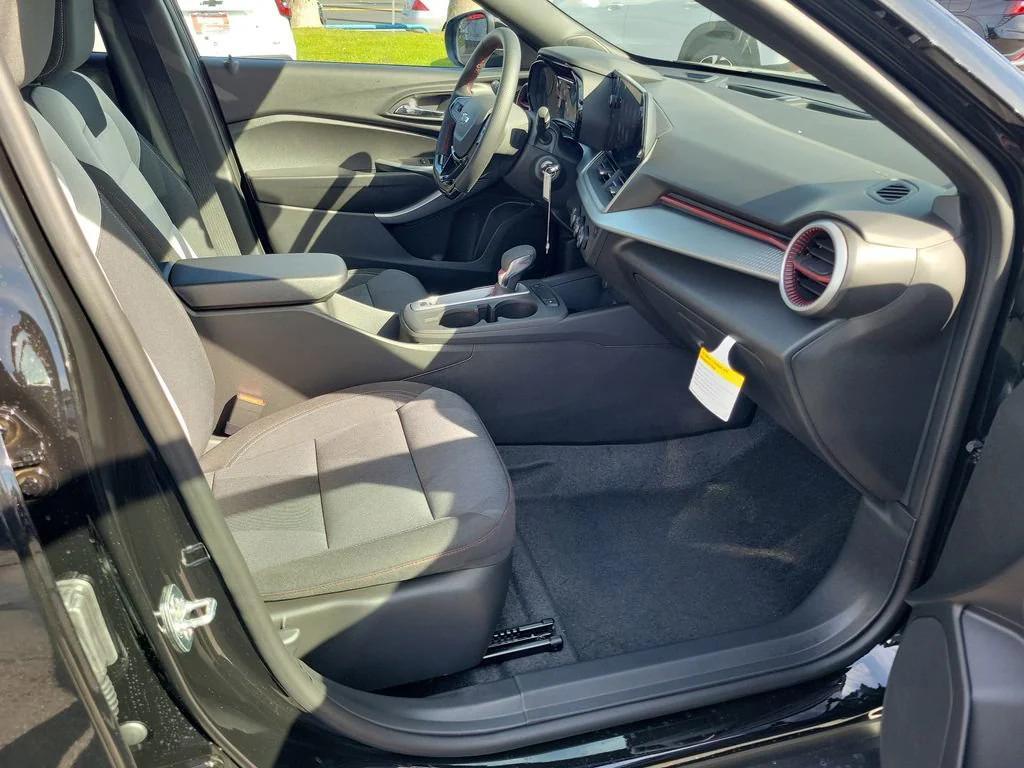 new 2026 Chevrolet Trax car, priced at $25,120