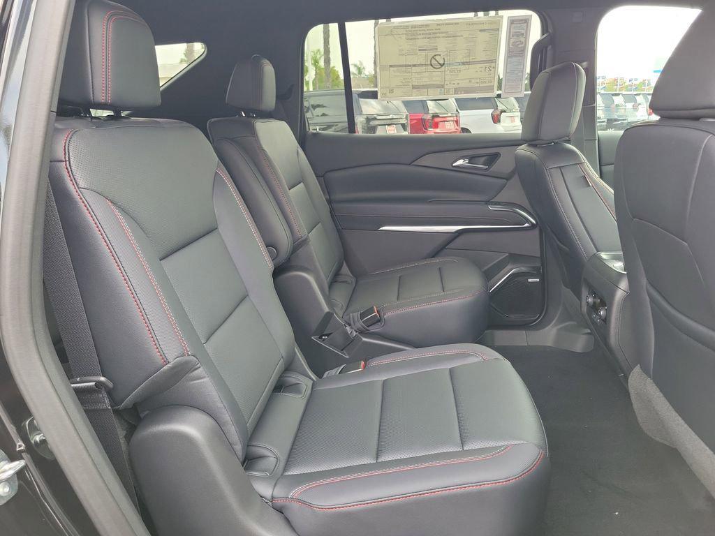 new 2026 Chevrolet Traverse car, priced at $56,605