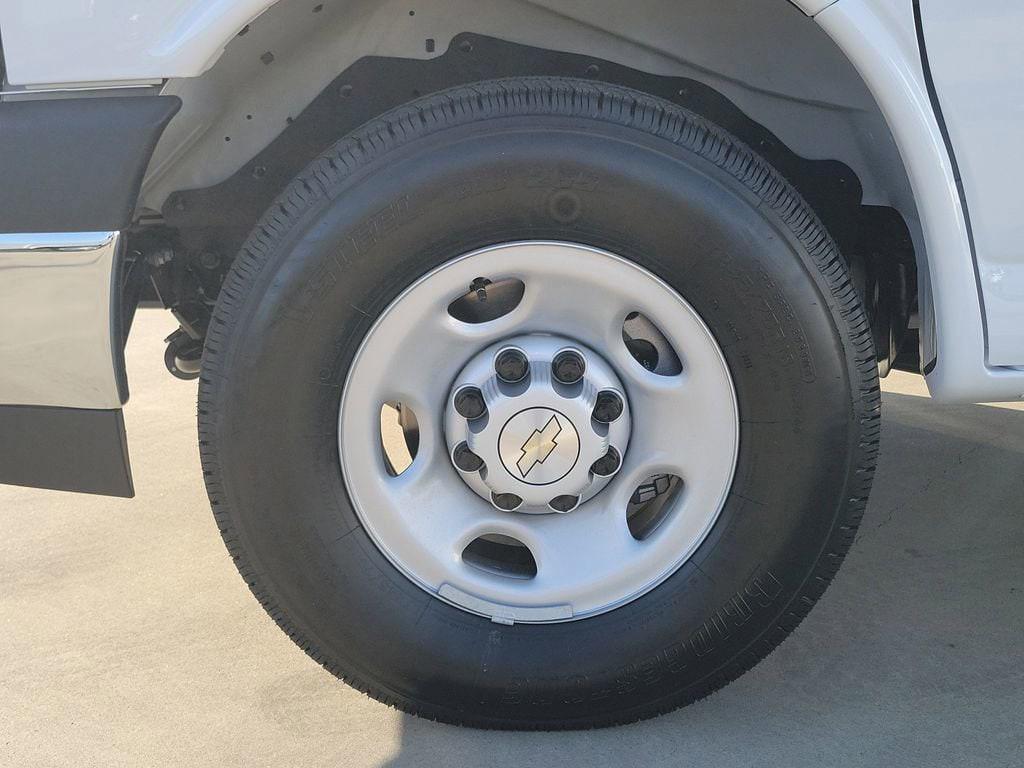 new 2026 Chevrolet Express 3500 car, priced at $52,840