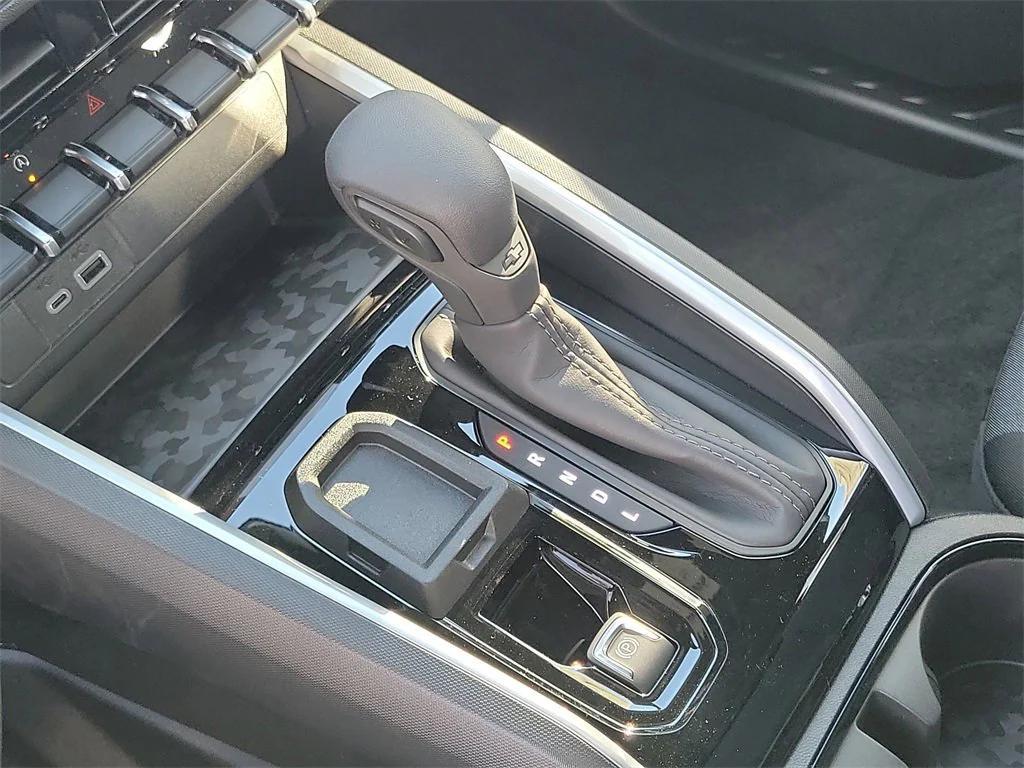 new 2026 Chevrolet Colorado car, priced at $33,745