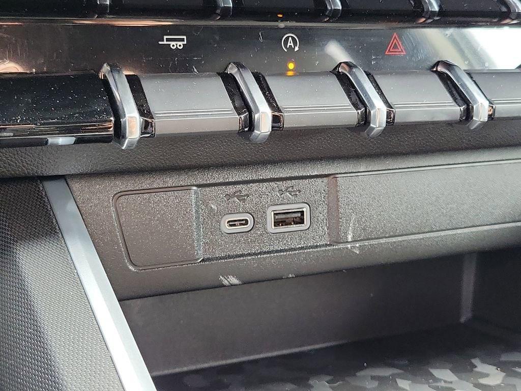 new 2026 Chevrolet Colorado car, priced at $33,745