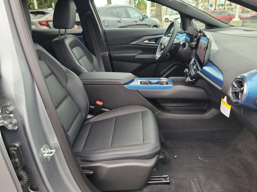 used 2026 Chevrolet Equinox EV car, priced at $29,995