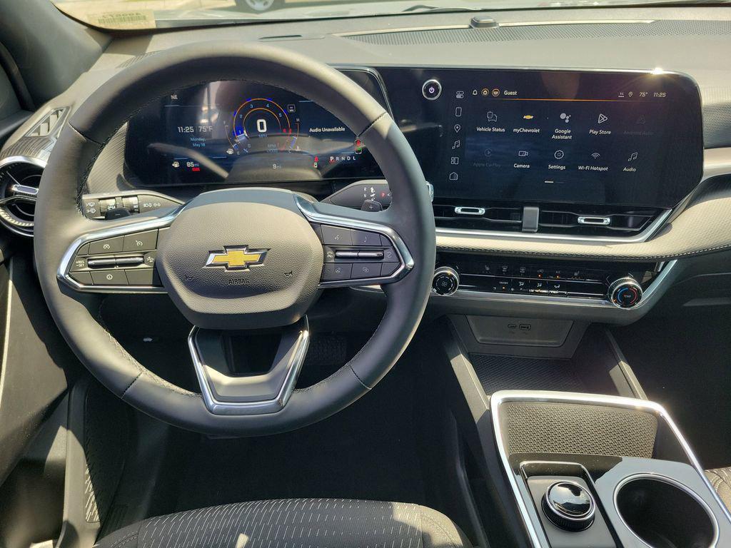 new 2026 Chevrolet Equinox car, priced at $31,740