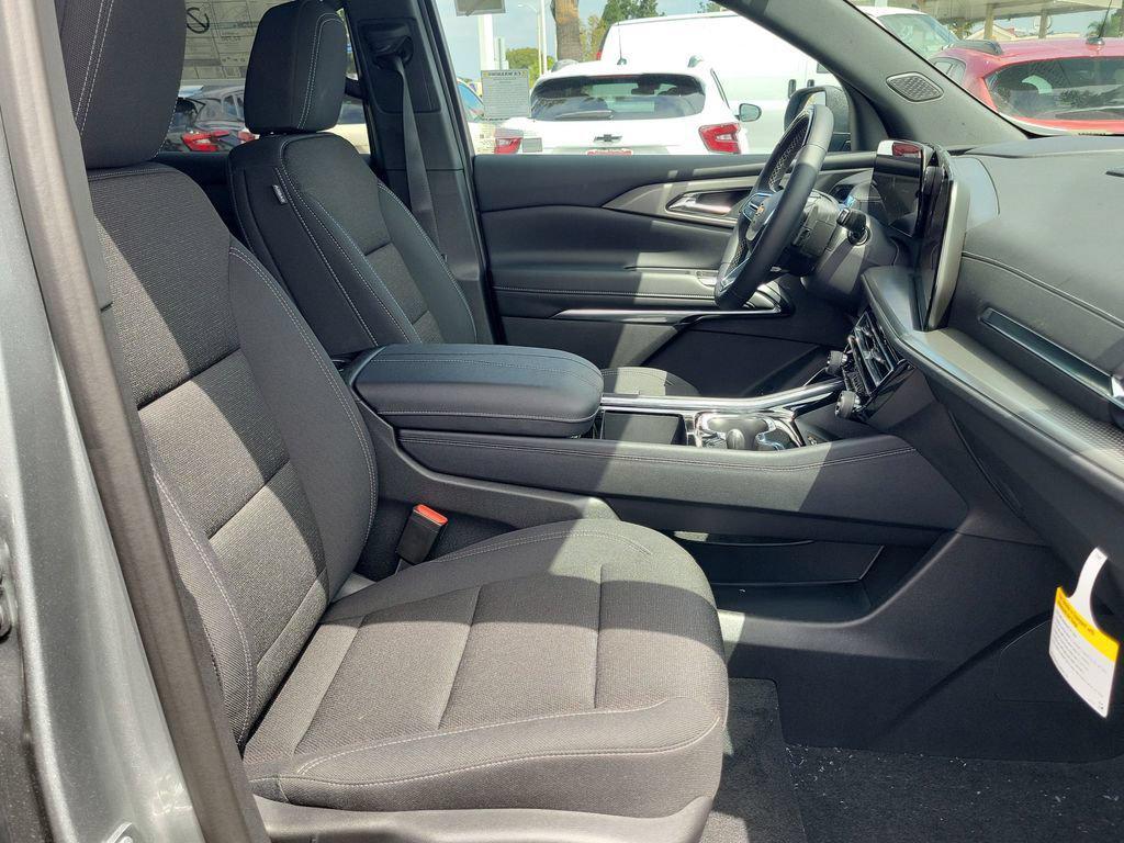 new 2026 Chevrolet Traverse car, priced at $48,769